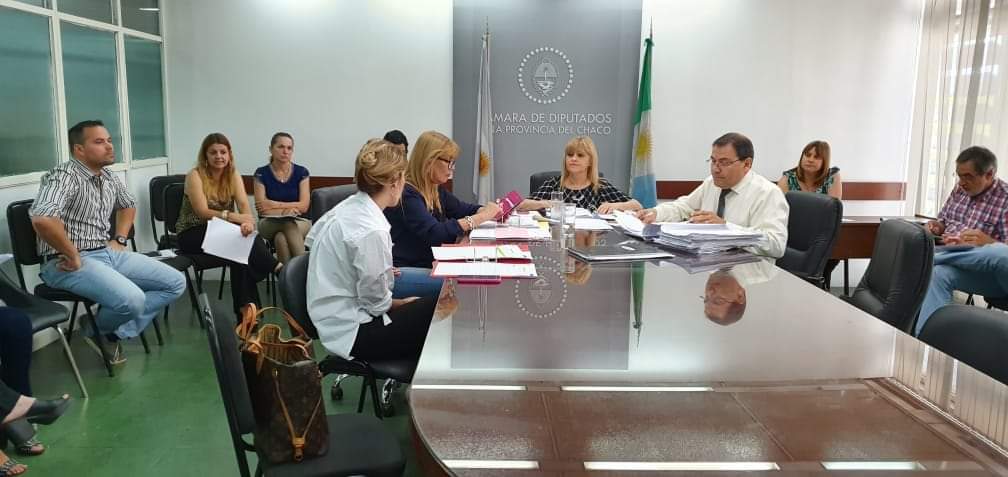 ➡️ Hoy, Reunión Extraordinaria N° 1 de Comisión de Tierras, Regularización, Desarrollo Del Hábitat y Vivienda.
#SomosTuVoz 📢
#CercaTuyo 👨‍👩‍👧
#PoderLegislativo 🏢 #SeguimosTrabajandoParaUstedes😊