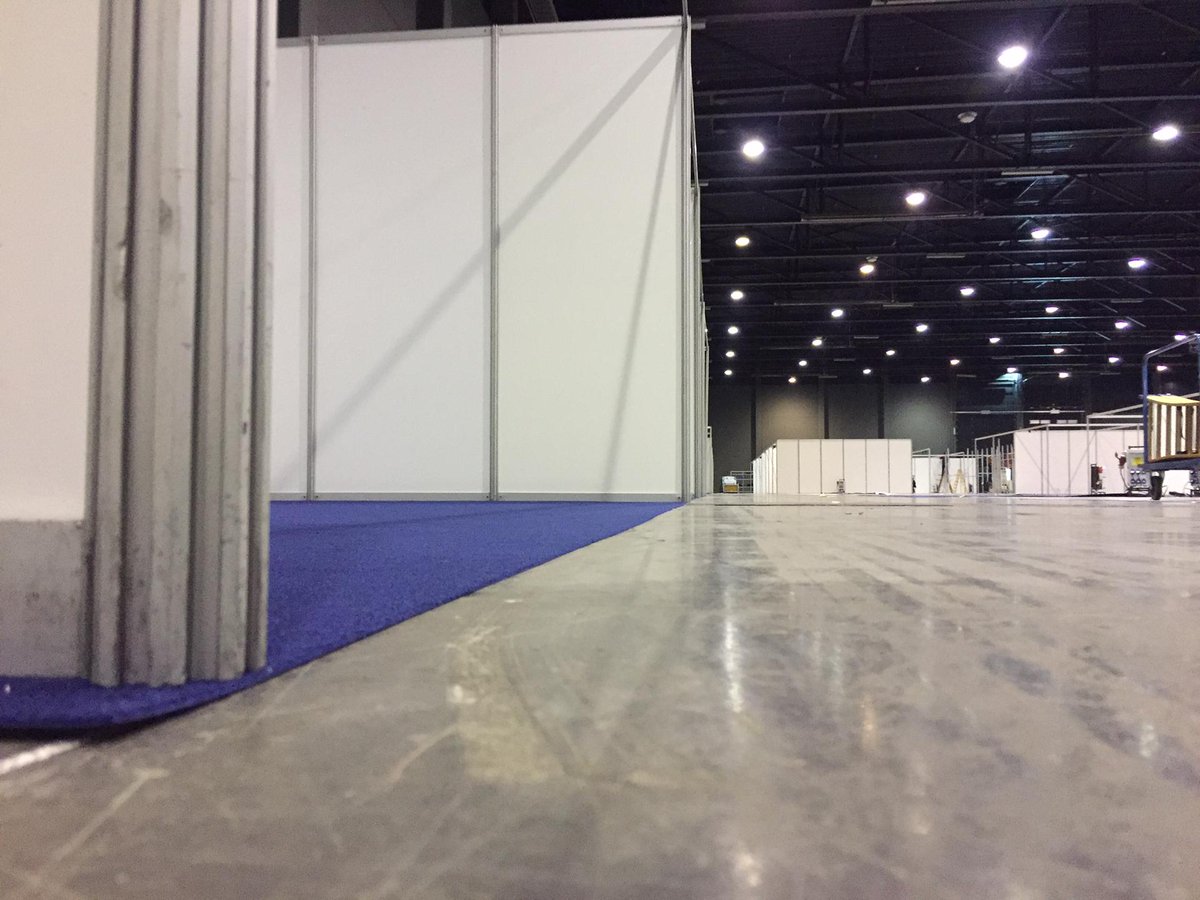 alter_expo's tweet photo. Van Hasselt naar Kortrijk, van afbouw naar opbouw, van @be_netwerkdagen naar @BCDKortrijk!
#exhibitionpartner #boothbuilding #standconstruction https://t.co/ouGUYlj1Pt