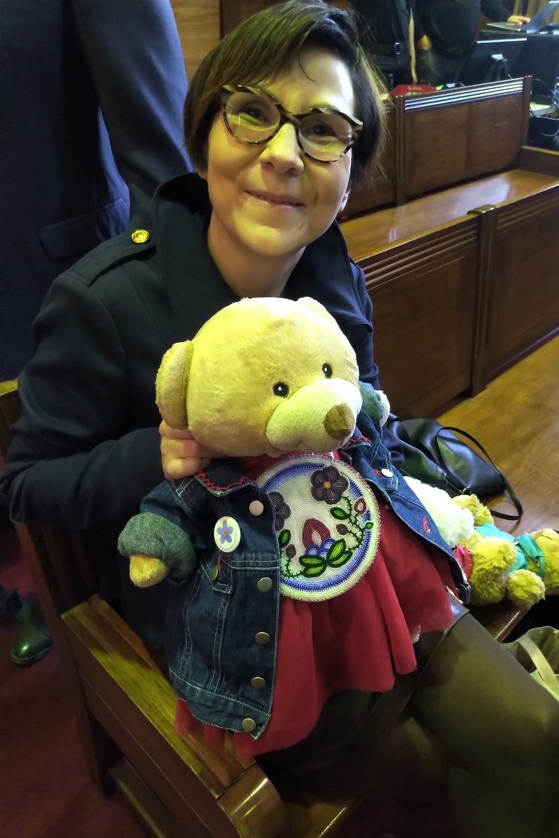 APTNNews's tweet image. .@cblackst sits at the federal court in Ottawa waiting for the judicial hearings to start. Two days of hearings coming up that will see Canada challenge a ruling from the #CHRT ordering the Fed gov't to pay thousands in compensation to First Nations kids aptnnews.ca/2019/11/22/wat…
