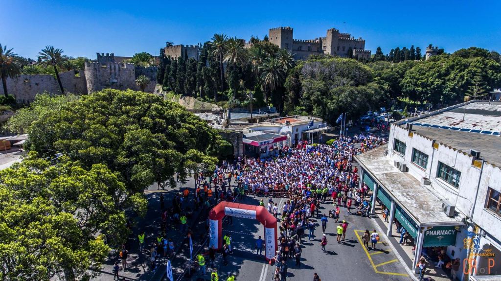 O Διεθνής Μαραθώνιος Ρόδου βραβεύτηκε από τον Radisson Blue Μαραθώνιο Λάρνακας runnfun.gr/o-diethnis-mar…