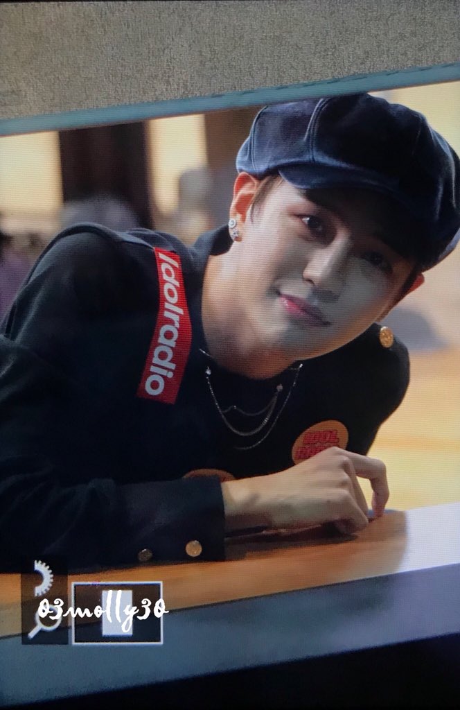 03molly30's tweet photo. 「PRE」191125  아이돌라디오
#에이스 #동훈 #이동훈 #ACE #donghun #leedonghun @official_ACE7 https://t.co/F04shetl9Y