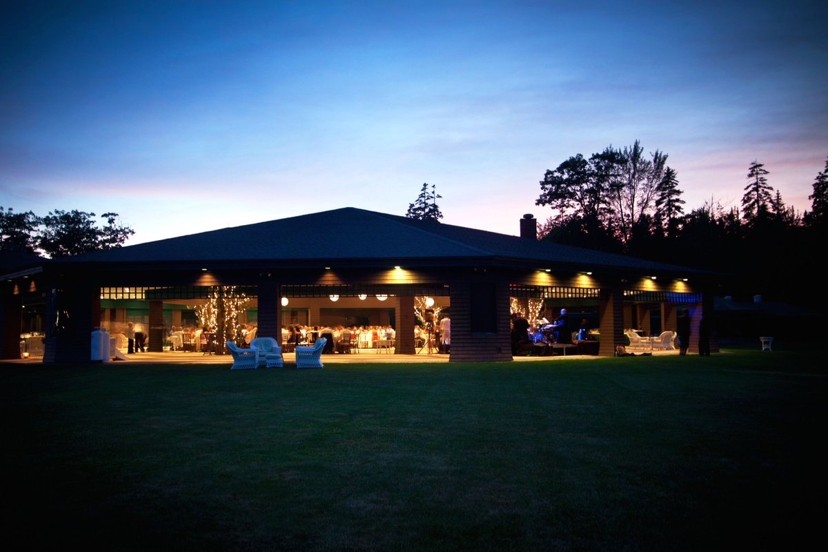 The Summit is a beautiful place to hang out at our mountaintop retreat! #VisitMaine #Maine bit.ly/2pk7kcZ