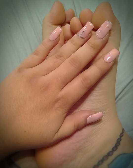 Where are all the loyal foot and nail subbys... You wish I'd let you get a sweet lick.  @rt_feet @tonybobo3<a href="/tag/footfetish"class="tags"><span>#footfetish</span></a><a href="/tag/findom"class="tags"><span>#findom</span></a><a href="/tag/financialdomination"class="tags"><span>#financialdomination</span></a><a href="/tag/humiliation"class="tags"><span>#humiliation</span></a>