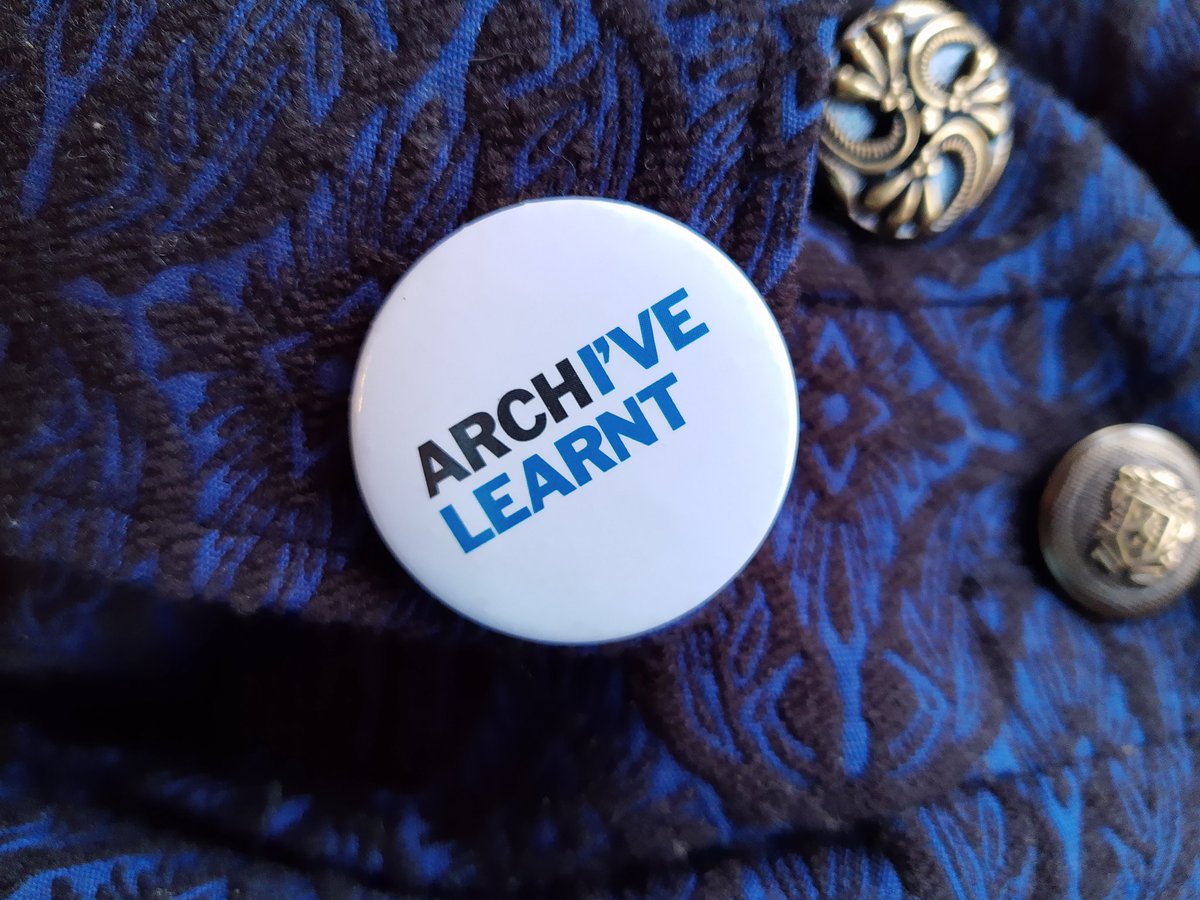 Archivists make #FriendlyArchives. I had the pleasure of working as a historian in @UofGlasgowASC for 3 years. I learned a lot about how archives work from patient colleagues who are still good friends. It made me a better researcher. #ExploreYourArchives