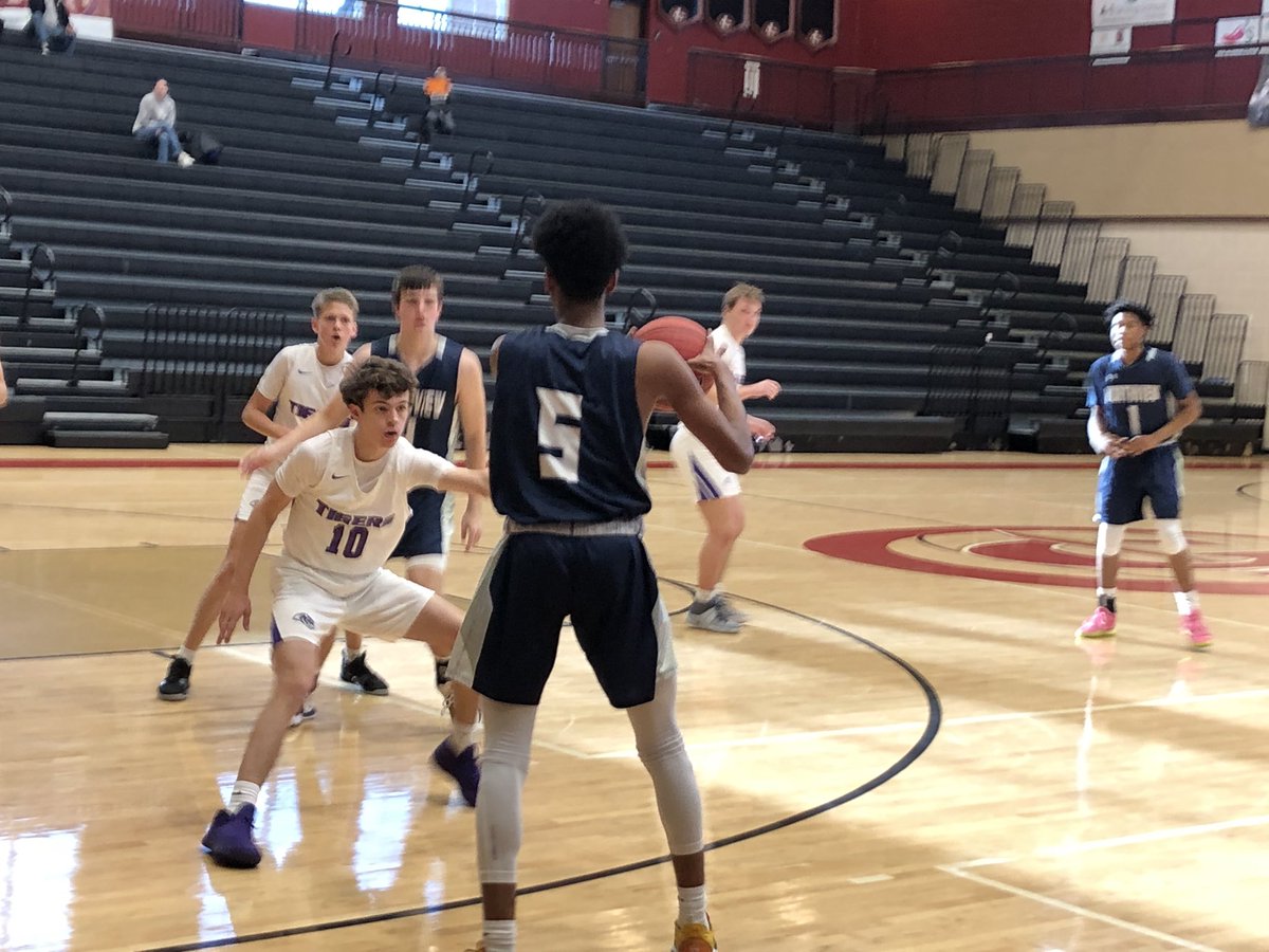 PrepHoopsGA's tweet photo. Final:
@NHSboysbb 64
King’s Ridge 45

Northview used a 20-6 3rd quarter to extend their lead again and didn’t let up in the 4th. Eric Hattings and Ivoryon Cuffee both scored 17 to lead the Titans, Darion Malone provided a nice paint presence and finished with a double-double. https://t.co/9ORb7dF1bM
