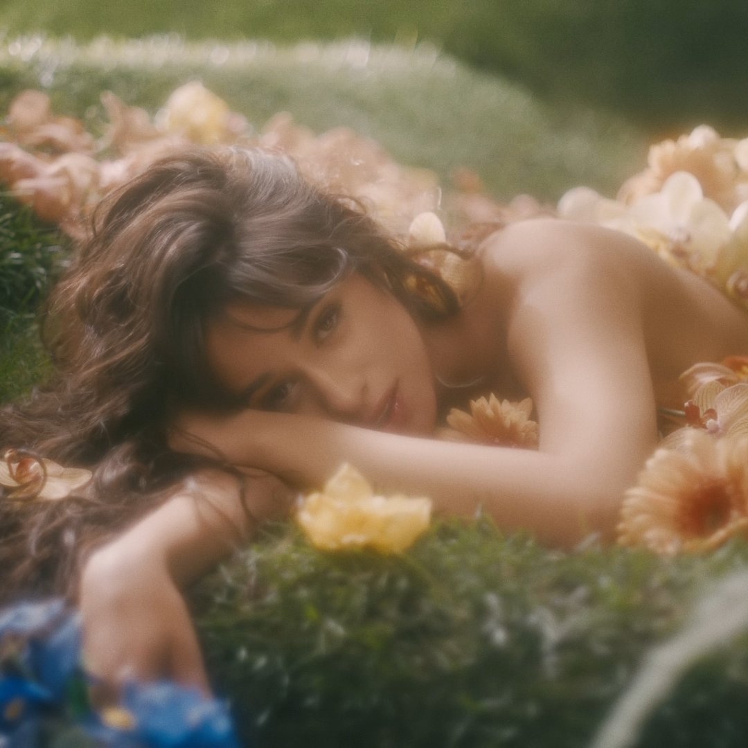 VevoFrance's tweet photo. Si toi aussi tu es ébloui par #LivingProof le nouveau clip de @Camila_Cabello https://t.co/dqeIwXlrip 🌸☀️😎 #vevo #clip #pop #popstar #camilacabello #poplove #lovesong #video #sortieclip #chanteuse #musique #popmusique https://t.co/I2k46wX1E0