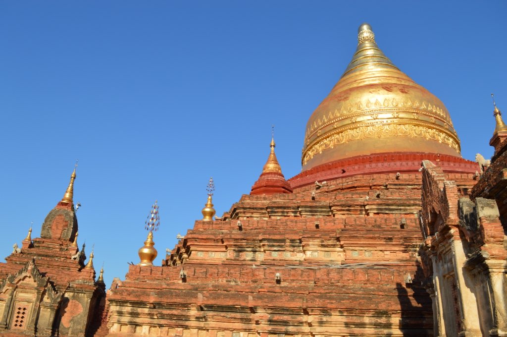 Missing all those temples in #Bagan @MyanmarTM #MyanmarBeEnchanted There are more than 3000. My favourite was Dhammayazika Pagoda. Have you been ? What's yours? @TravelMagazine @ExpTrav #mondaythoughts #Culture #History #Travel