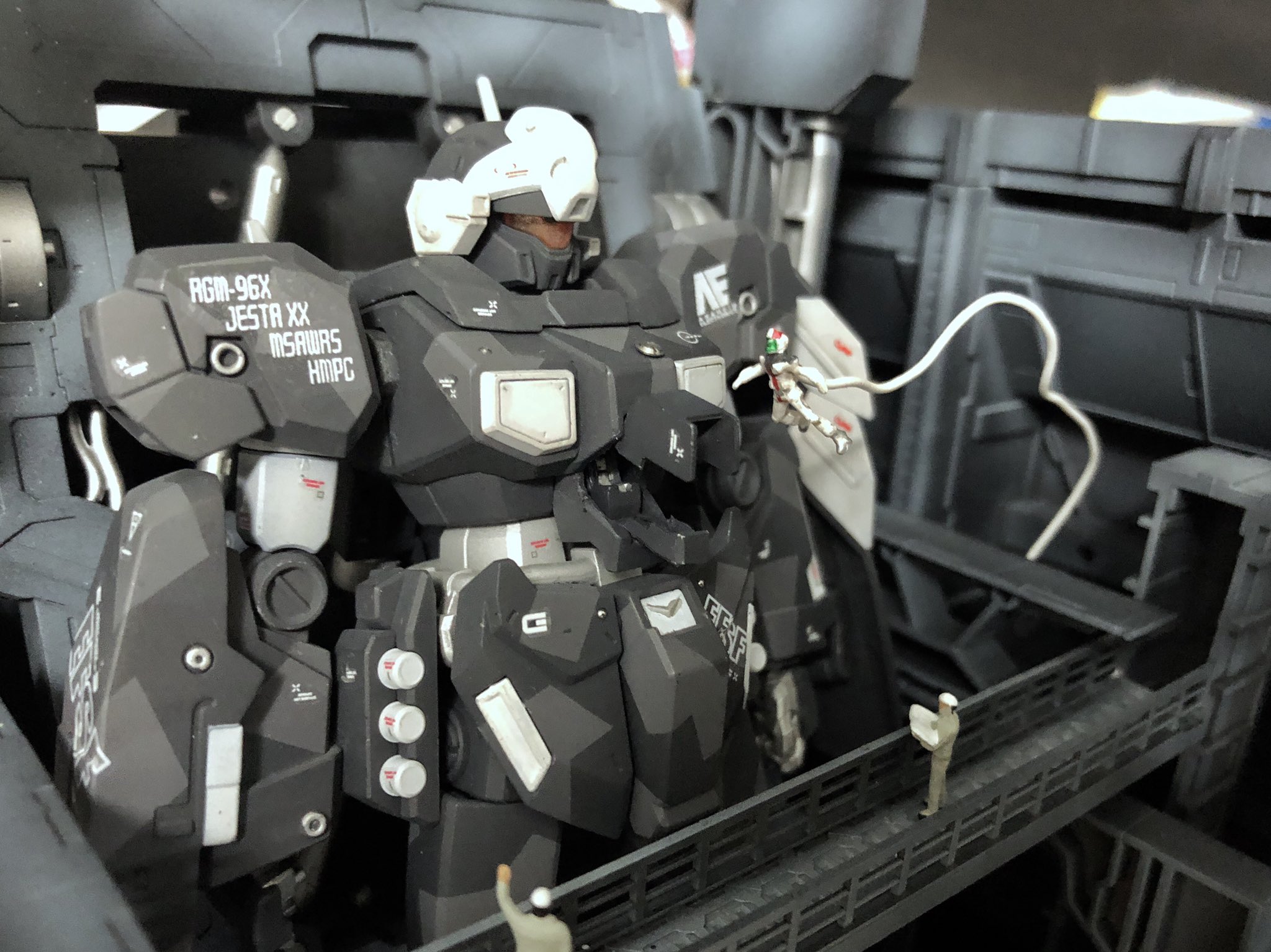 せんざき Gbwc21始動 P1gp19 マスキング塗装 ガンプラ 基地ジオラマ作品 普段とは作風を変えてのコンテストチャレンジですが 実は全ての迷彩パターンをマスキング塗装で仕上げています コアファイター スプリッター迷彩 Zプラス 制空迷彩 せんざき Gbwc21始動 P1gp19 マスキング塗装 ガンプラ 基地ジオラマ作品 普段とは作風を変えてのコンテストチャレンジですが 実は全ての迷彩パターンをマスキング塗装で仕上げています コアファイター スプリッター迷彩 Zプラス 制空迷彩