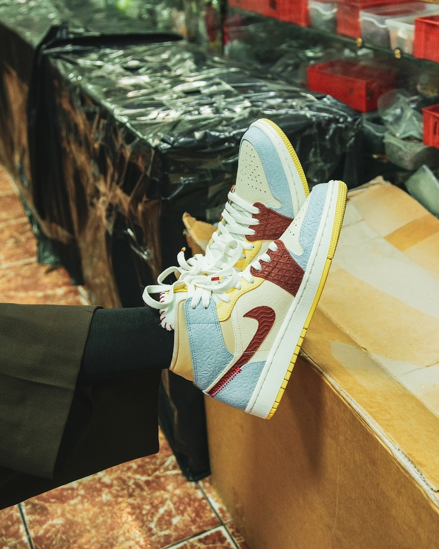 Postnummer bølge Ekspression Footpatrol London on Twitter: "Maison Château Rouge x Air Jordan 1 Mid SE  “Fearless” | Continuing their 'Fearless' collection for 2019, Nike have  enlisted the help of the Parisian Maison Château Rouge