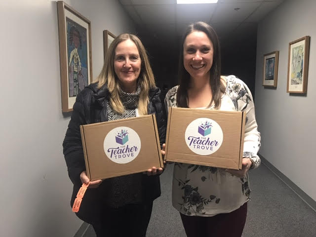 These educators struck gold at this past Saturday's Edcamp.  They scored two @TheTeacherTrove boxes of goodies!