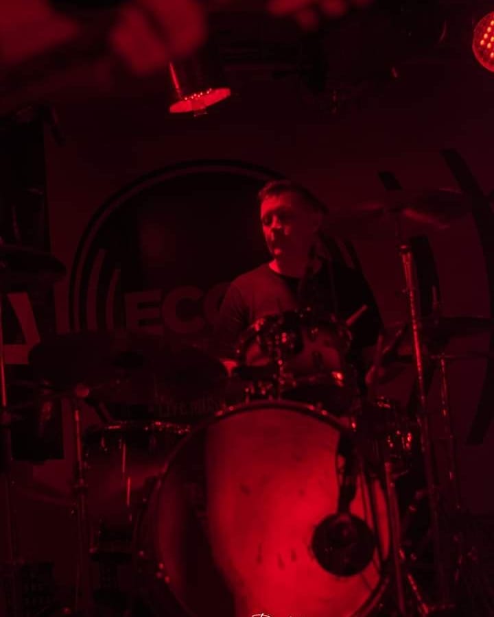 funcircus_rock's tweet image. Así pasábamos por el @cordoba_rockea !!
Rockeandola y disfrutando cada momento que nos encuentra arriba de este escenario !!
#cordobarockea
#captainblueproducciones 
#rockdecordoba