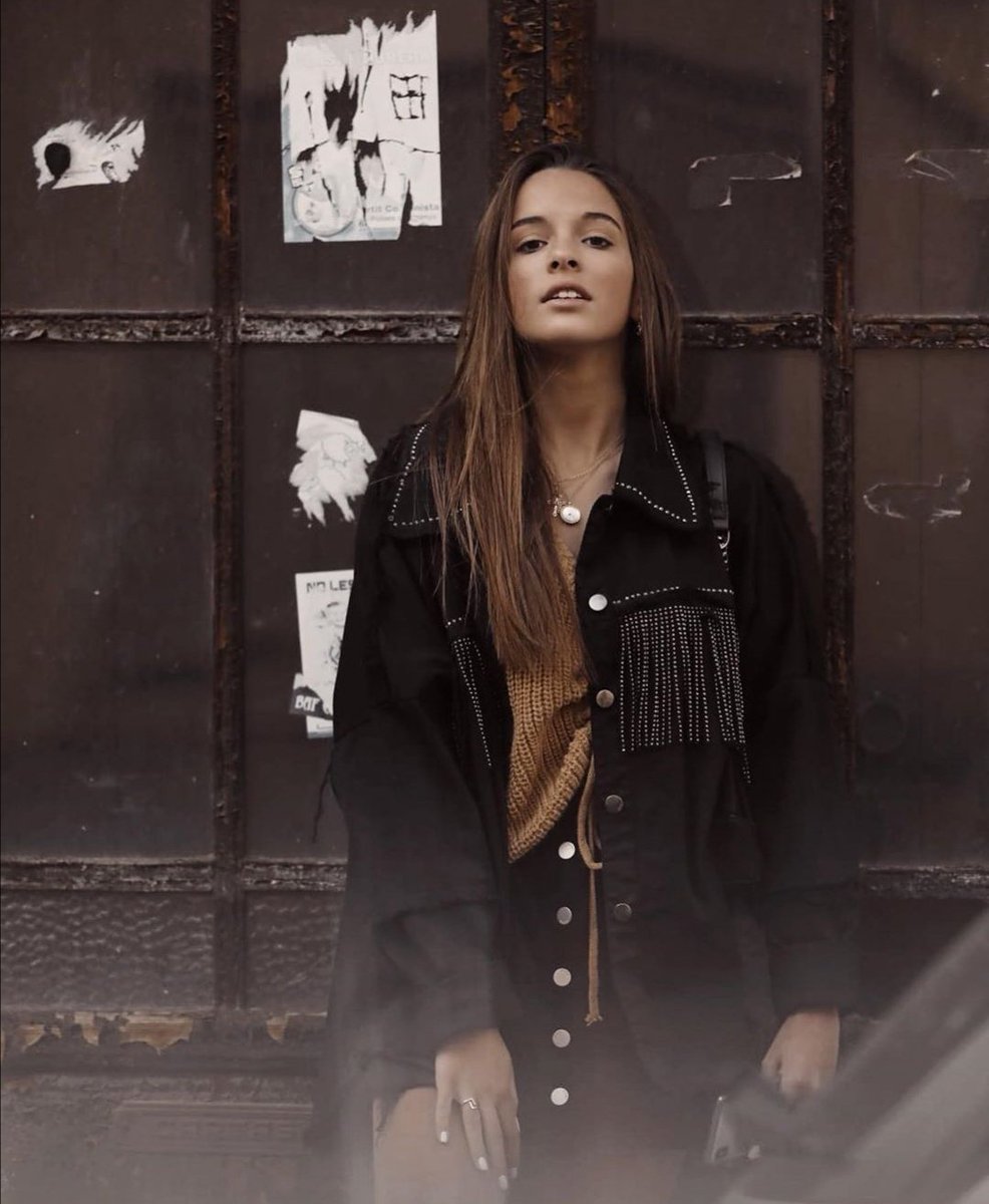 MariaQMCJ3's tweet image. De presencia irresistible ✨
Total look de @brightyandco ✨
.
#brightyandco #brightygirl #modateen