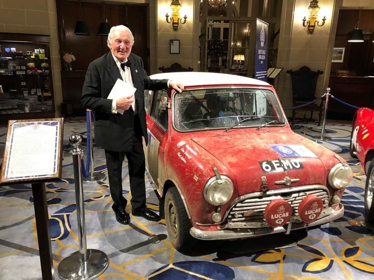 Here I am with my Mini at the RAC Club <a href="/RoyalAutomobile/">Royal Automobile Club</a> in my smart clothes! #MondayMotivation