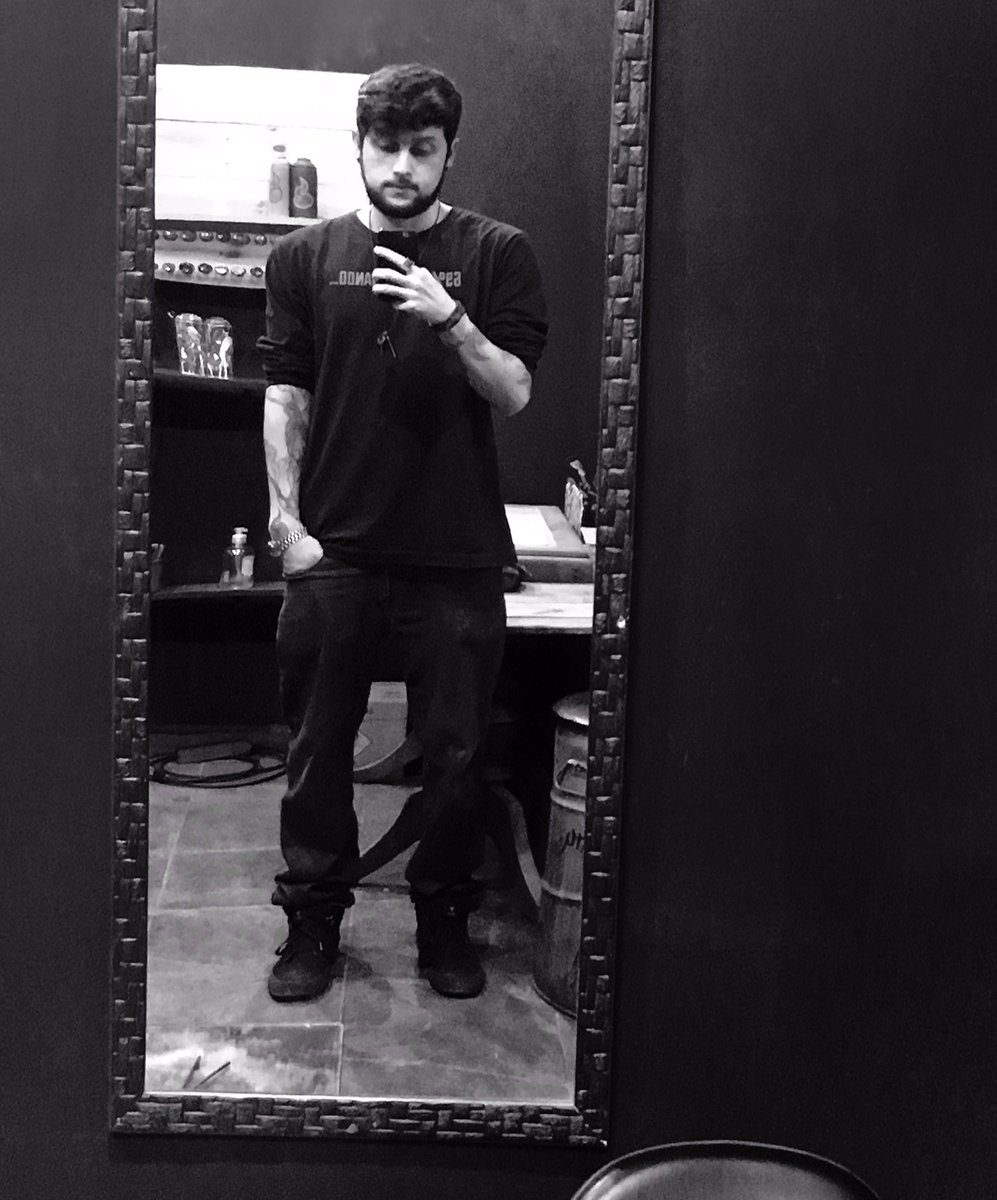 jooaoalves's tweet image. As segundas usamos tristeza