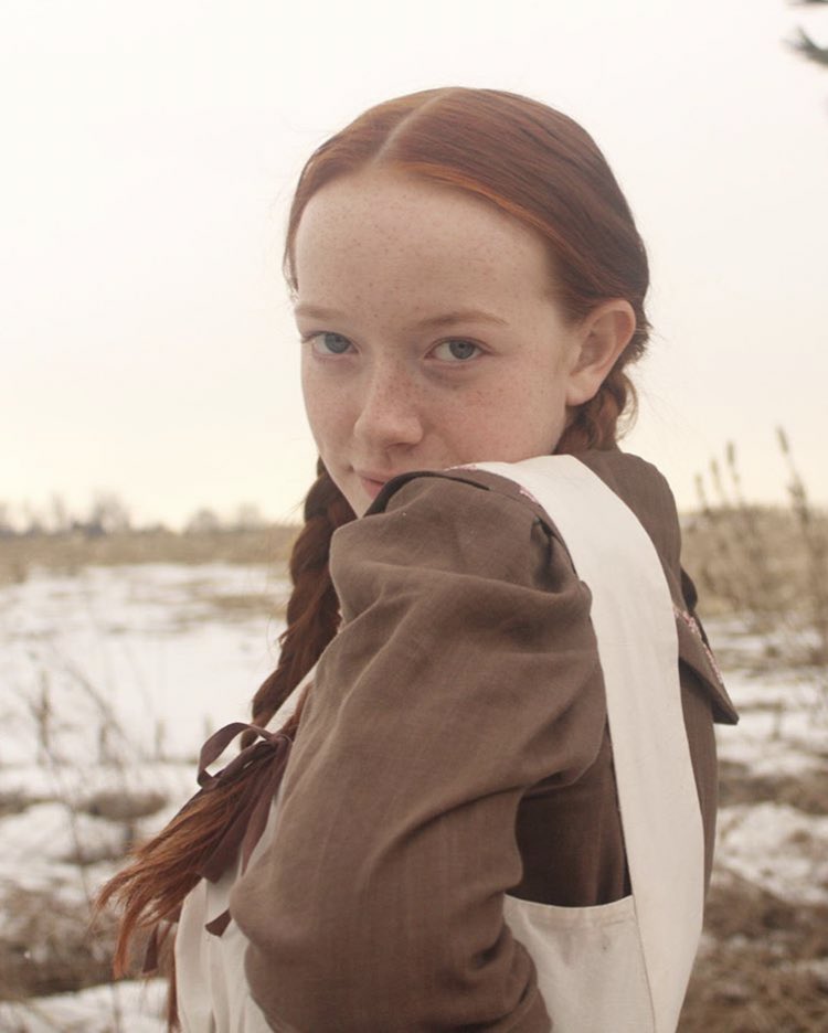 heroinadolixo's tweet photo. A Amybeth atriz que faz a Anne postou uma despedida no instagram agradecendo a série. Meu Deus, por favor, to muito triste. #renewannewithane https://t.co/g93brUNZJN