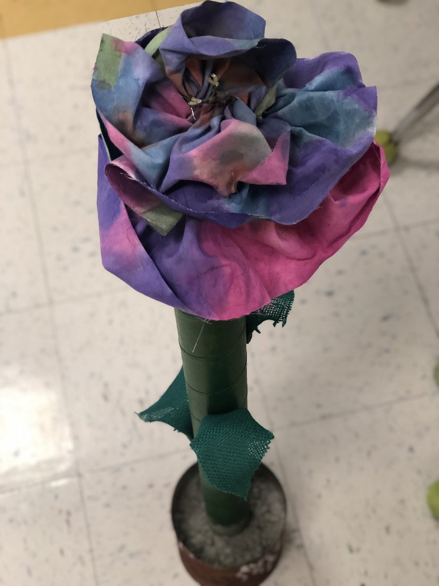 SCSEduTech's tweet image. 5th grade wraps up their drone/pollination unit in technology class! Great work!!!