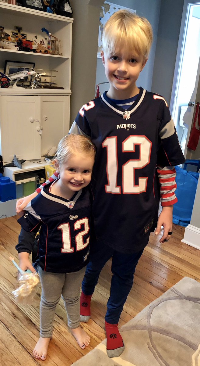 criticalbeansmd's tweet photo. @TomBrady @Patriots fans headed to #Boston for #Thangsgiving — maybe @TomBrady wants to get ice cream and hot cocoa with these fans? https://t.co/x8KlCAnDZH