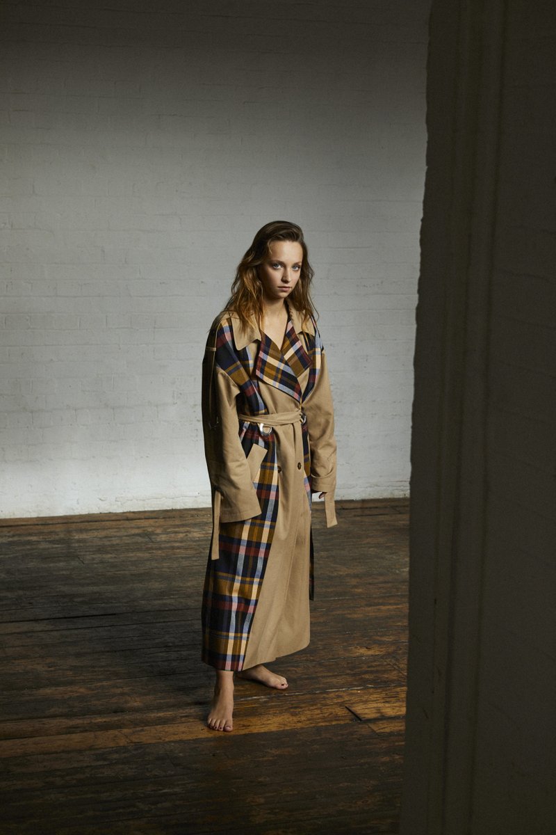 From playing a victim of grooming in BBC #drama #ThreeGirls to a darkly-driven student in #Cheat. We meet @MollyWindsor97 to chat storytelling + her latest role as a lab assistant w/ a dark past in #Traces / -->1883magazine.com/molly-windsor 📸 @joshshinner #MollyWindsor #1883magazine
