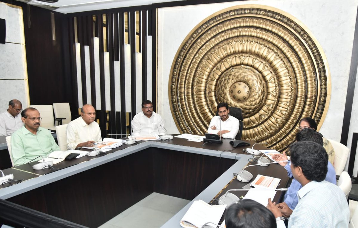 Cmo Andhra Pradesh Chief Minister Ys Jagan Mohan Reddy Directed The Officials To Complete The Works Under Crda As Quickly As Possible On A Priority Basis At The Review Meeting