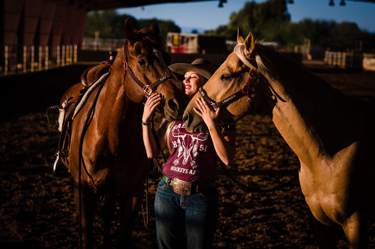 C_lindsey7979's tweet image. “It is not how much we have, but how much we enjoy, that makes happiness.”
#llcatmando #pritziwillgo
Photo credits to Emily Cox photography