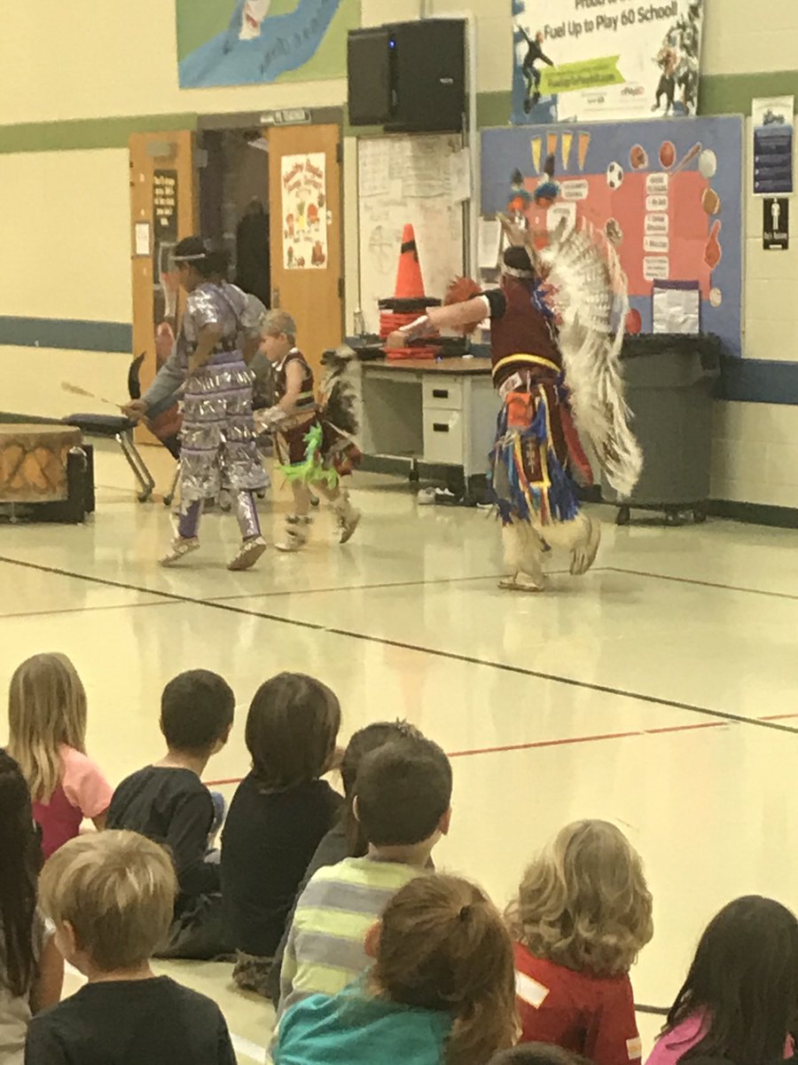 Tonya_Cogan's tweet photo. World Culture day at the Shark tank! The Lawheads were so cool. #lpsleads #SharkTank #lpssharks https://t.co/m647Jl61eS