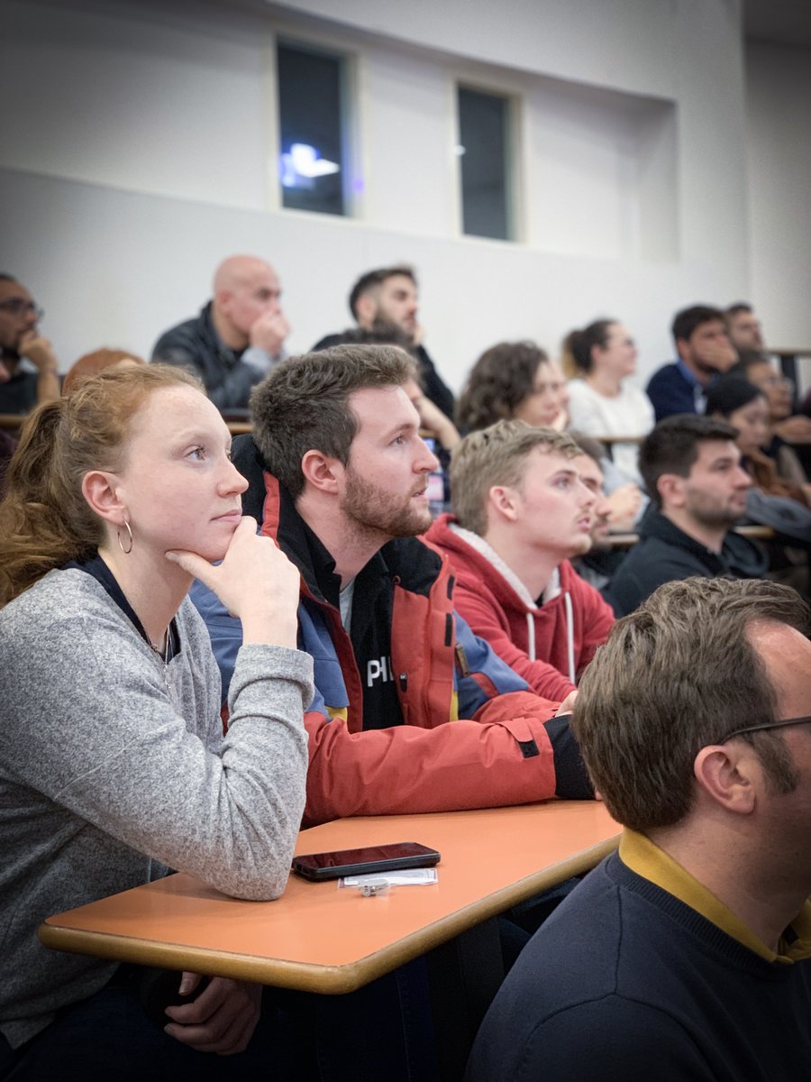 AirZeroG's tweet photo. That’s #briefing time for our #flyyourthesis students!
.
The #safety briefing takes place on Monday and is presented by :
👨🏻🚀 @astro_JFrancois
👨🏻✈️ the pilot-in-chief
🥼the flight surgeon
And #novespace engineers ✈️
.
@ESA__Education @esa #esa0G https://t.co/A3CJLAPdYq