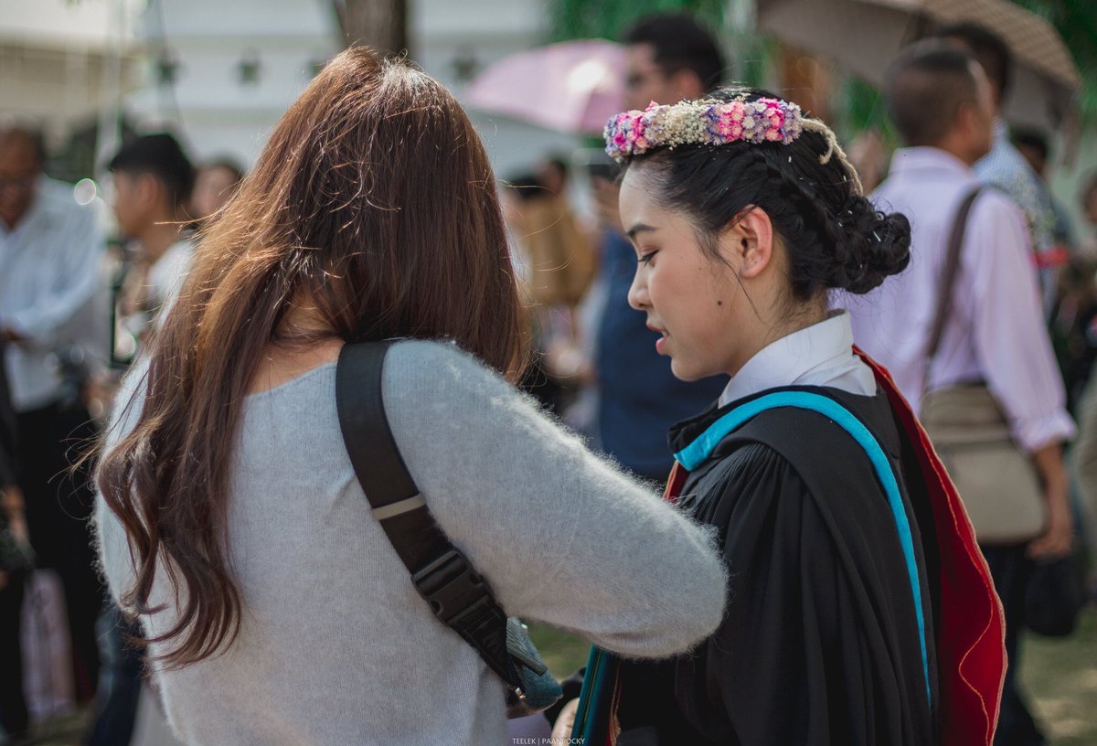 tangtangstp's tweet photo. ' เติมลิปไหม เดี๋ยวหยิบให้ '

' ร้อนไหม พัดลมๆ '

' เอาน้ำไหม เดี๋ยวเดินไปซื้อให้ '

' ถ่ายรูปไหม อ่ะ ยิ้มหน่อย ' https://t.co/Z9oTS3zyEe