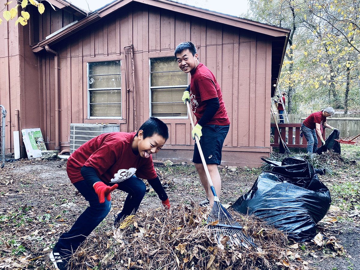 The FM Students tweet media