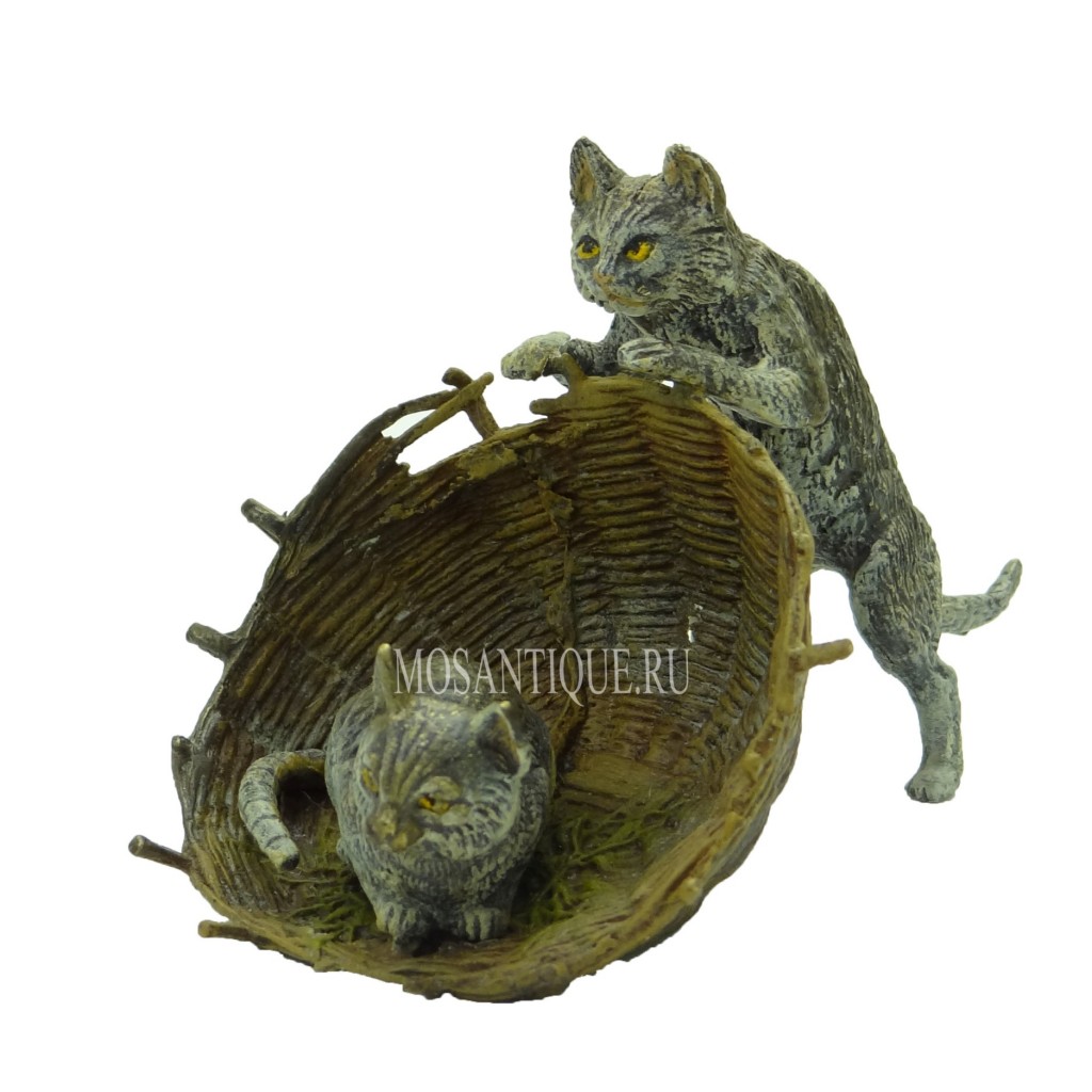 Mosantique's tweet image. Фигурка Кошки с корзинкой ... 
mosantique.ru/kupit/venskaya…
#Антиквариат_Москва #Статуэтки_кошек #Фабрика_Бергмана