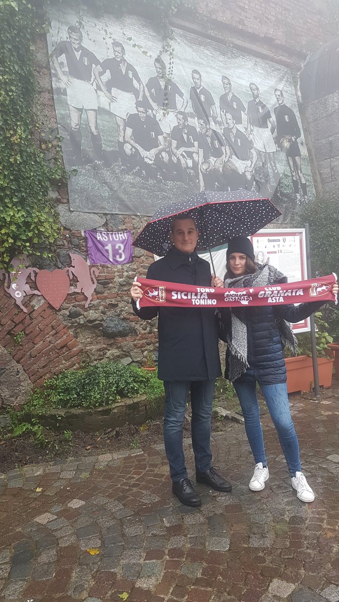 PhilipMendolia's tweet photo. Sabato 23.11.2019 h. 11,15.
Questa volta è stato ancora più emozionante onorare la memoria del #GrandeTorino. @TorinoFC_1906 #SFT #FVCG https://t.co/YFCuCIGUWL