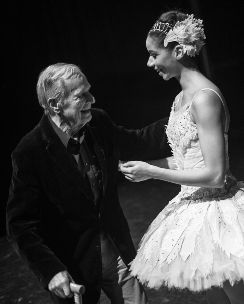 Lachlense_Photo's tweet image. Happy 93rd Birthday Sir Peter Wright!! 
We @BRB are so lucky to perform Sir Peter’s productions, not least, his ‘The Nutcracker’ that we perform until 14 Dec @brumhippodrome 🎄❄️🎄❄️
#nutcracker #brbnutcracker #sirpeterwright #happybirthday