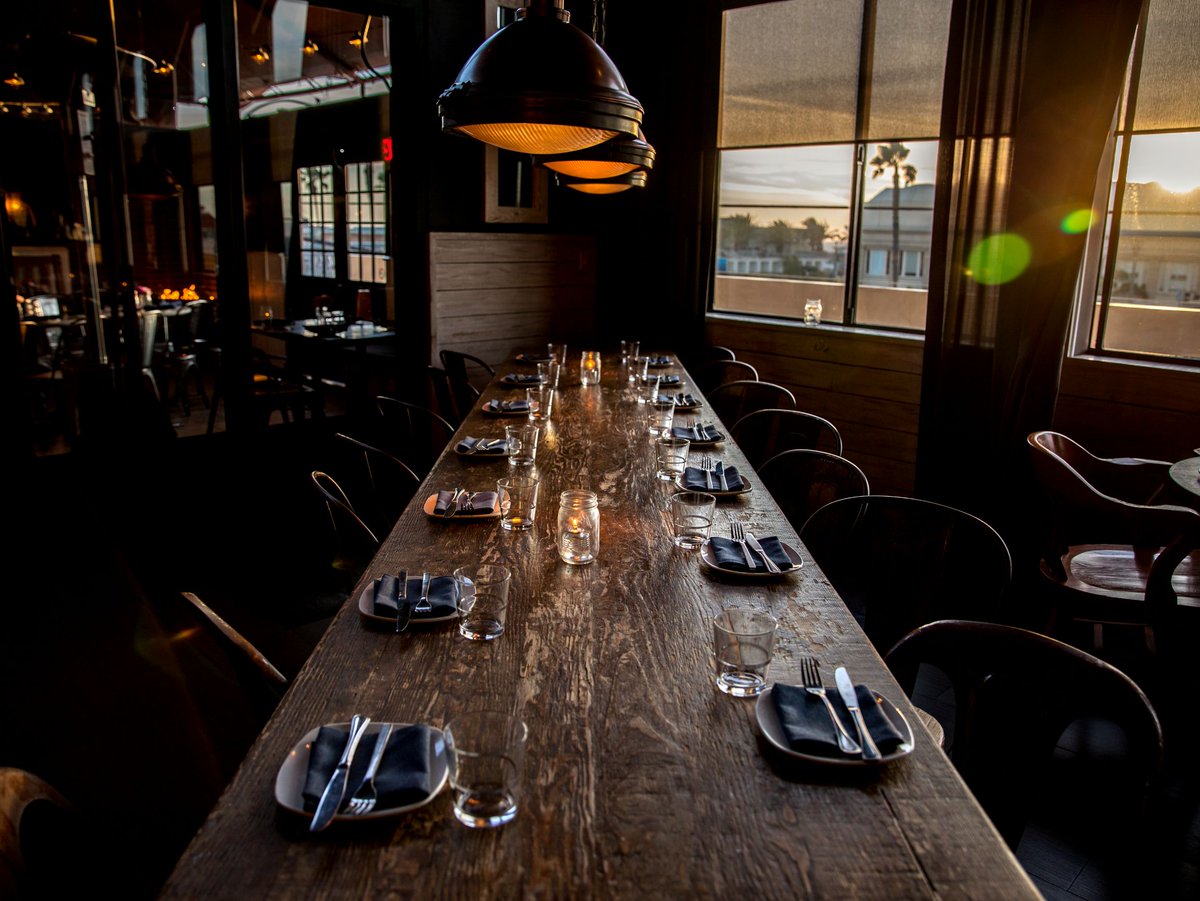 We can't wait to see you for our Brewer's Beer Dinner tonight! If you haven't gotten a ticket yet, grab one on EventBrite and we'll see you at 6pm! 
.
.
.
.
#abigaile #abigailerestaurant #hermosabeach #southbay #eaterLA #craftbeer #LAbeer #beerdinner #brewery