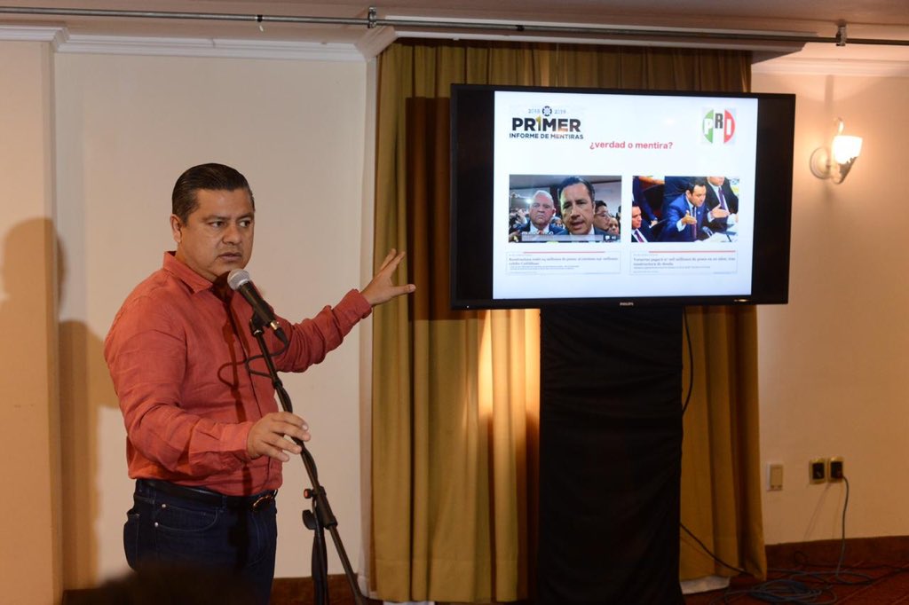 Marlon_RamirezM's tweet photo. #Comunicado 

📌#Veracruz está en recesión. 

📌La visión que tiene el gobierno federal y los estados gobernados por #Morena es provocar subejercicios para alimentar proyectos eje del Presidente de la República pero ninguno está en #Veracruz.

Información: https://t.co/RHe8YpTCaq https://t.co/Jq5HFjPaXN