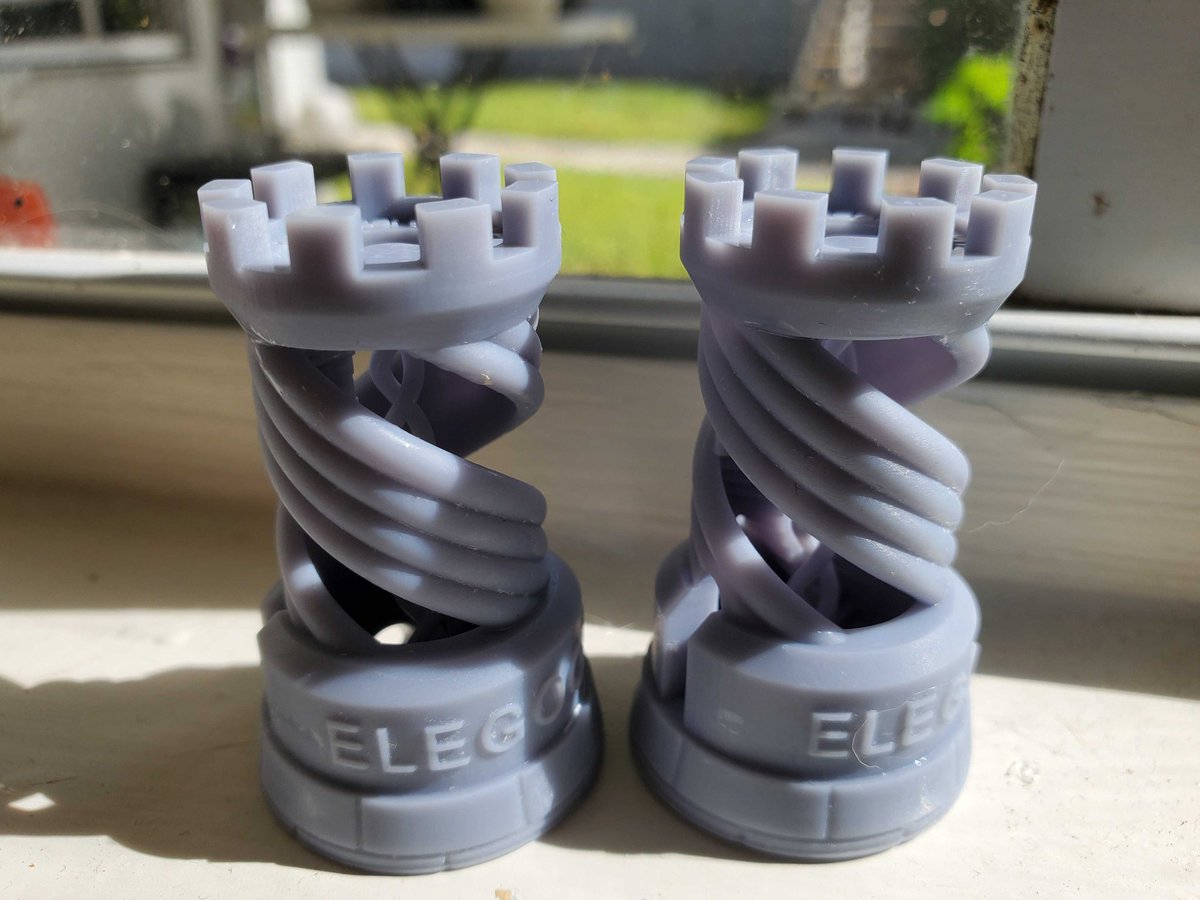 GunstarKarrot's tweet image. My 3d printer came in! Oooooo possibilities... #slaprinter #resinprinter #3dprinter #miniatures