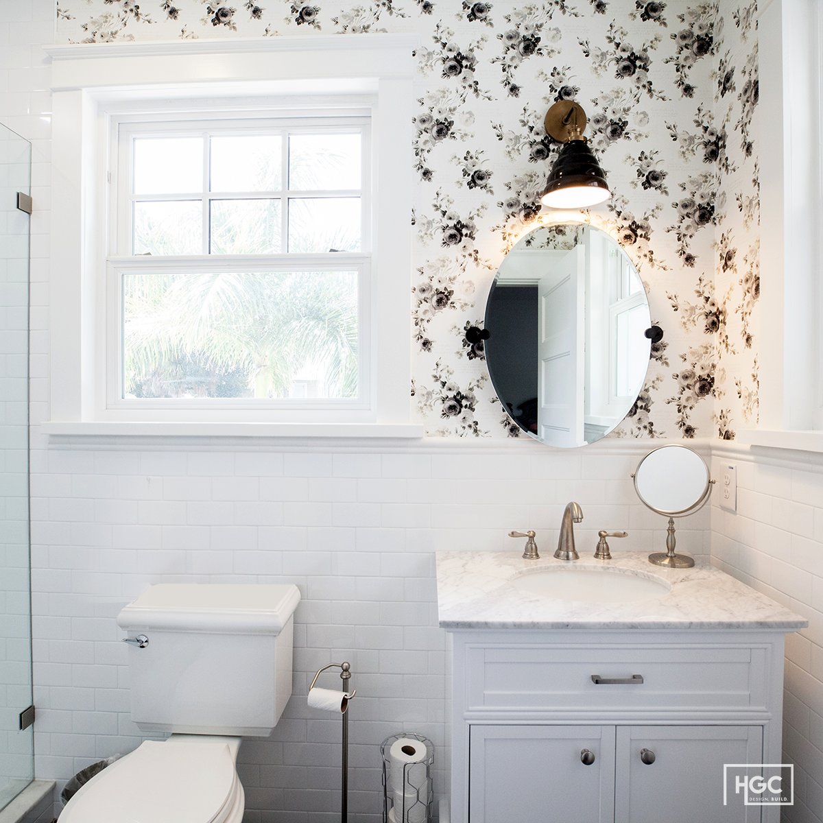 HGC_Designbuild's tweet image. Black never goes out of style, goes with anything and is so often the perfect piece to ground a room.  Today, we&apos;re sharing our Top 10 favorite black fixtures since #blackfriday is only a few days away. There&apos;s something for every room and every budget at buff.ly/2Dgjk6f