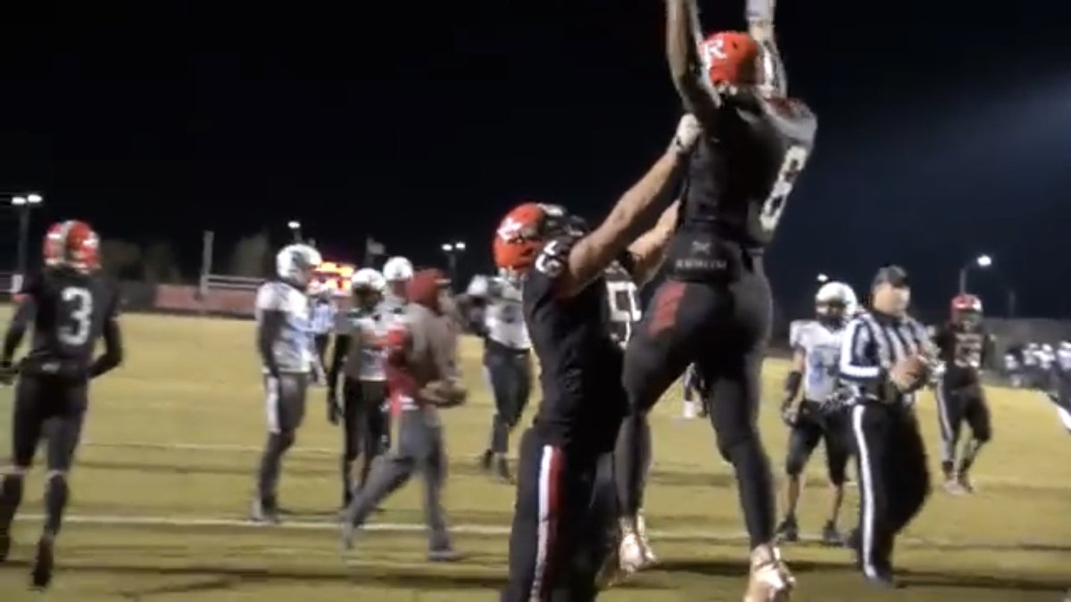 Jonathan tweet media