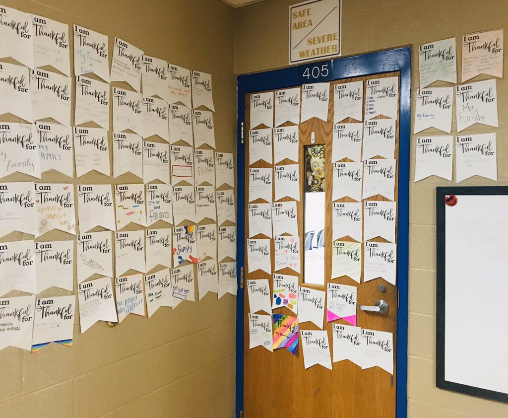 MrsTallentWEHS's tweet photo. Sometimes we need to take a moment to remember how blessed we are. π€ #WhyImTHANKFUL #WEHS #Classgiving https://t.co/wsZKpFWA23