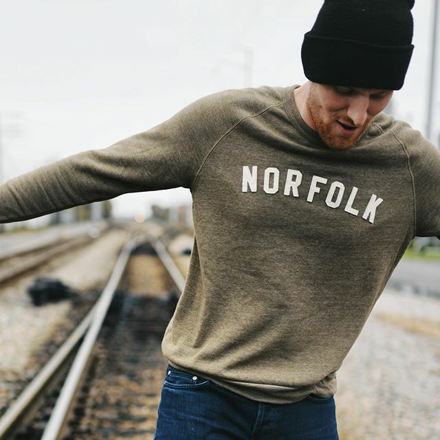 princeinkco's tweet photo. Norfolk appliqué sweatshirts are back with new colors! .
.
.
📸 @mvsalova https://t.co/mUP7LivVXh https://t.co/yczvcta4X9