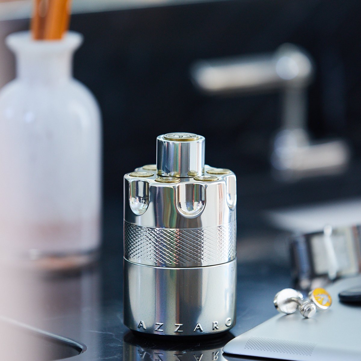 This extraordinary fragrance fills the air with confidence and power 💪🏽#Perfumania #DestinationFragrance