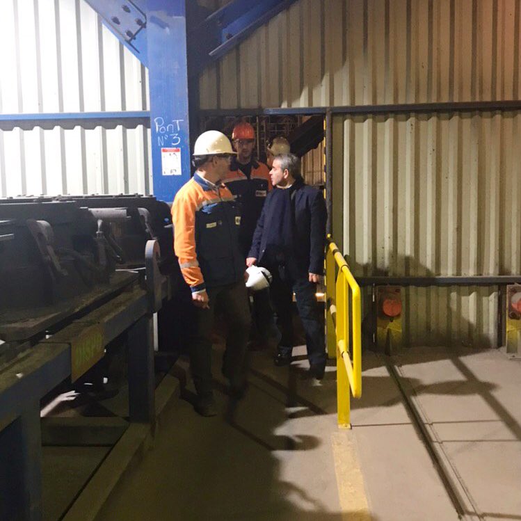 xavierbertrand's tweet image. Sur le site d’#Ascoval à Saint-Saulve avec @BrunoLeMaire, @AgnesRunacher et @Patrick_Jeantet après l’annonce d’un contrat avec Hayange et la @SNCF pour une nouvelle commande. Une commande importante pour les salariés !