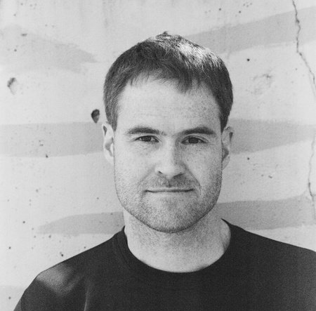 What would you get if Fox Mulder, instead of being an FBI agent, owned an occult shop in Niagara Falls? Craig Davidson's The Saturday Night Ghost Club, that's what. Read @JezzicaRaven's review of the novel here: lorenzo.localfm.ca/2019/11/25/we-…