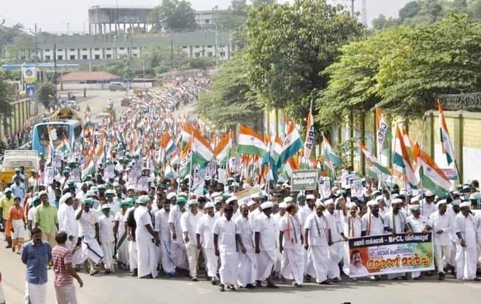 Bharat Petroleum Officers Association (@bpoa4us) on Twitter photo #SaveBPCL
#SaveCountry
#WhytoSelltheJweles
Silent Protest by formationof Human Chain Formation at BPCL Kochi Refinery, Kochi Kerala
<a href="/HindustanTimes/">Hindustan Times</a> <a href="/TimesOfIndiaXII/">Times of India</a> <a href="/aajtak/">AajTak</a> <a href="/ndtv/">NDTV</a> <a href="/TimesNow/">TIMES NOW</a> <a href="/ABPNews/">ABP News</a> <a href="/republic/">Republic</a> <a href="/DBhaskarHindi/">Dainik Bhaskar Hindi</a> <a href="/IndianExpress/">The Indian Express</a> <a href="/EconomicTimes/">Economic Times</a> #SaveBPCL
#SaveCountry
#WhytoSelltheJweles
Silent Protest by formationof Human Chain Formation at BPCL Kochi Refinery, Kochi Kerala
<a href="/HindustanTimes/">Hindustan Times</a> <a href="/TimesOfIndiaXII/">Times of India</a> <a href="/aajtak/">AajTak</a> <a href="/ndtv/">NDTV</a> <a href="/TimesNow/">TIMES NOW</a> <a href="/ABPNews/">ABP News</a> <a href="/republic/">Republic</a> <a href="/DBhaskarHindi/">Dainik Bhaskar Hindi</a> <a href="/IndianExpress/">The Indian Express</a> <a href="/EconomicTimes/">Economic Times</a>