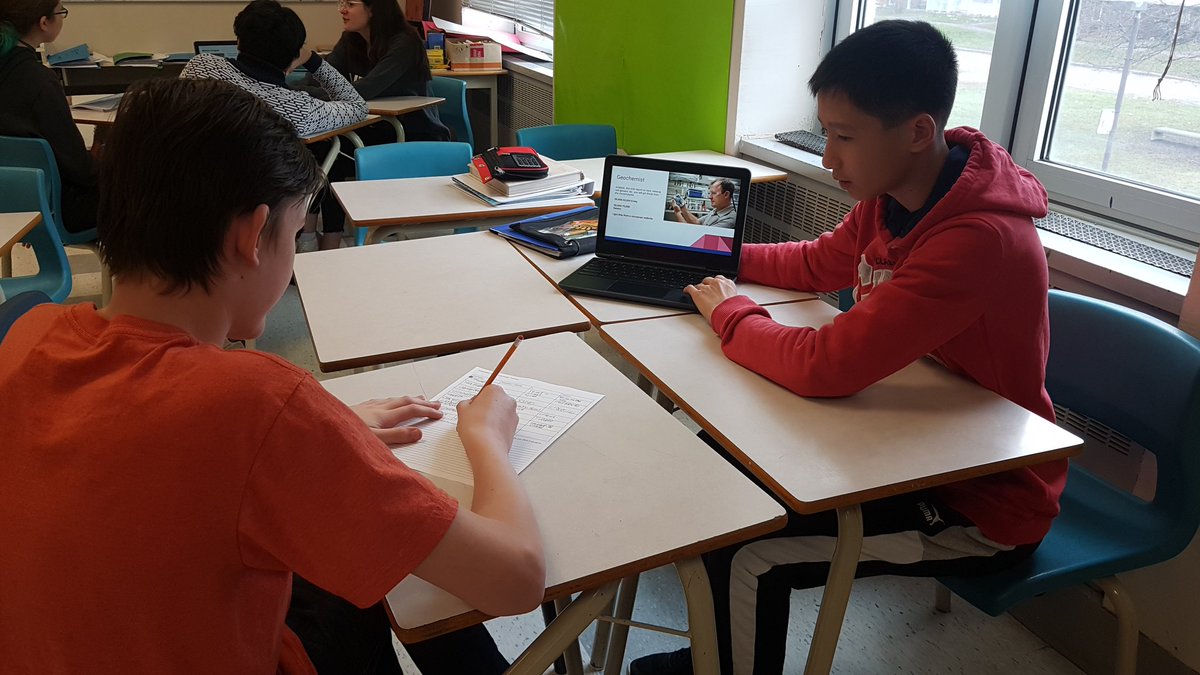 ManthaHistory's tweet photo. @StPaulOCSB Grade 9 Geography Ss were exploring possible career paths through station presentations. They had 5 minutes to discuss the top 5 Geography jobs they could find online or #myblueprint , and then on to see someone else's top 5. #bestpaul https://t.co/KdPbwo5W71