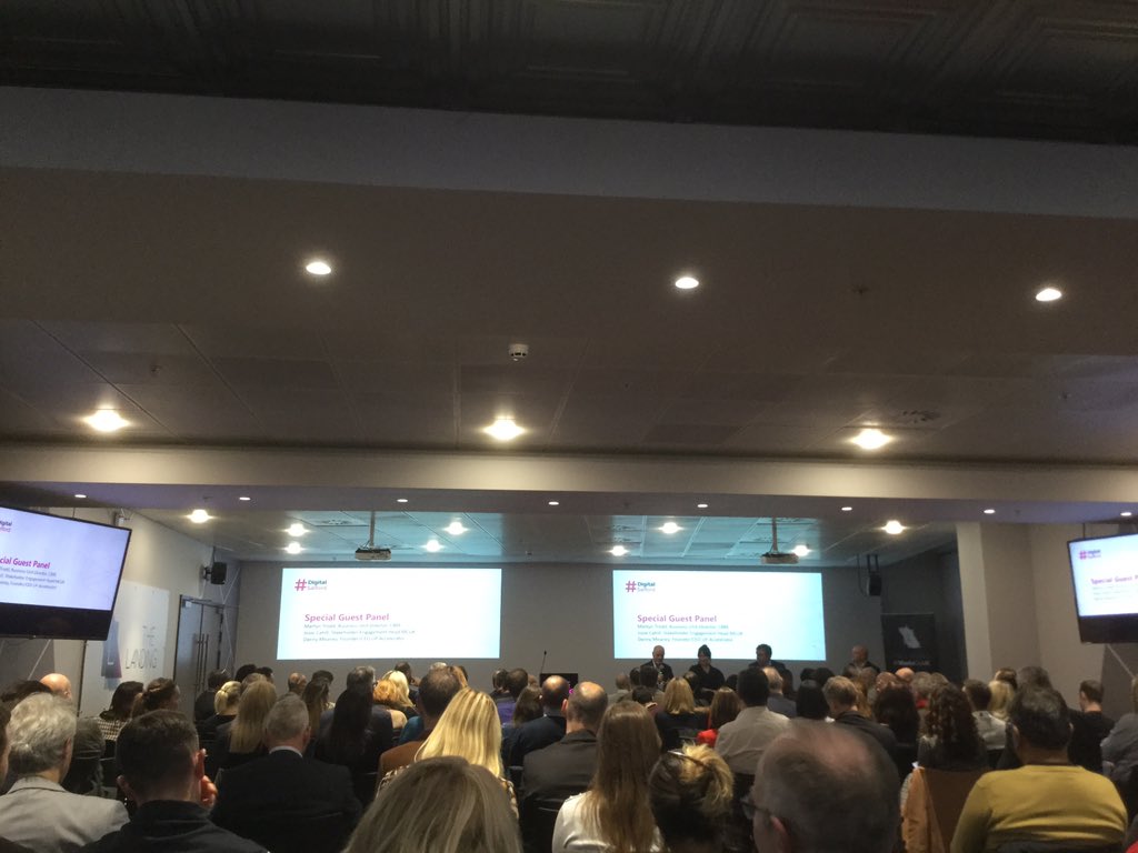 First smart city accelerator announced by Jon Corner #DigitalSalford to unlock benefits of innovation - 3 month programme to speed up growth of early stage tech companies with <a href="/MediaCityUK/">MediaCityUK</a>  as test bed and living lab <a href="/TheLandingMCUK/">Home of Skills and Technology</a>