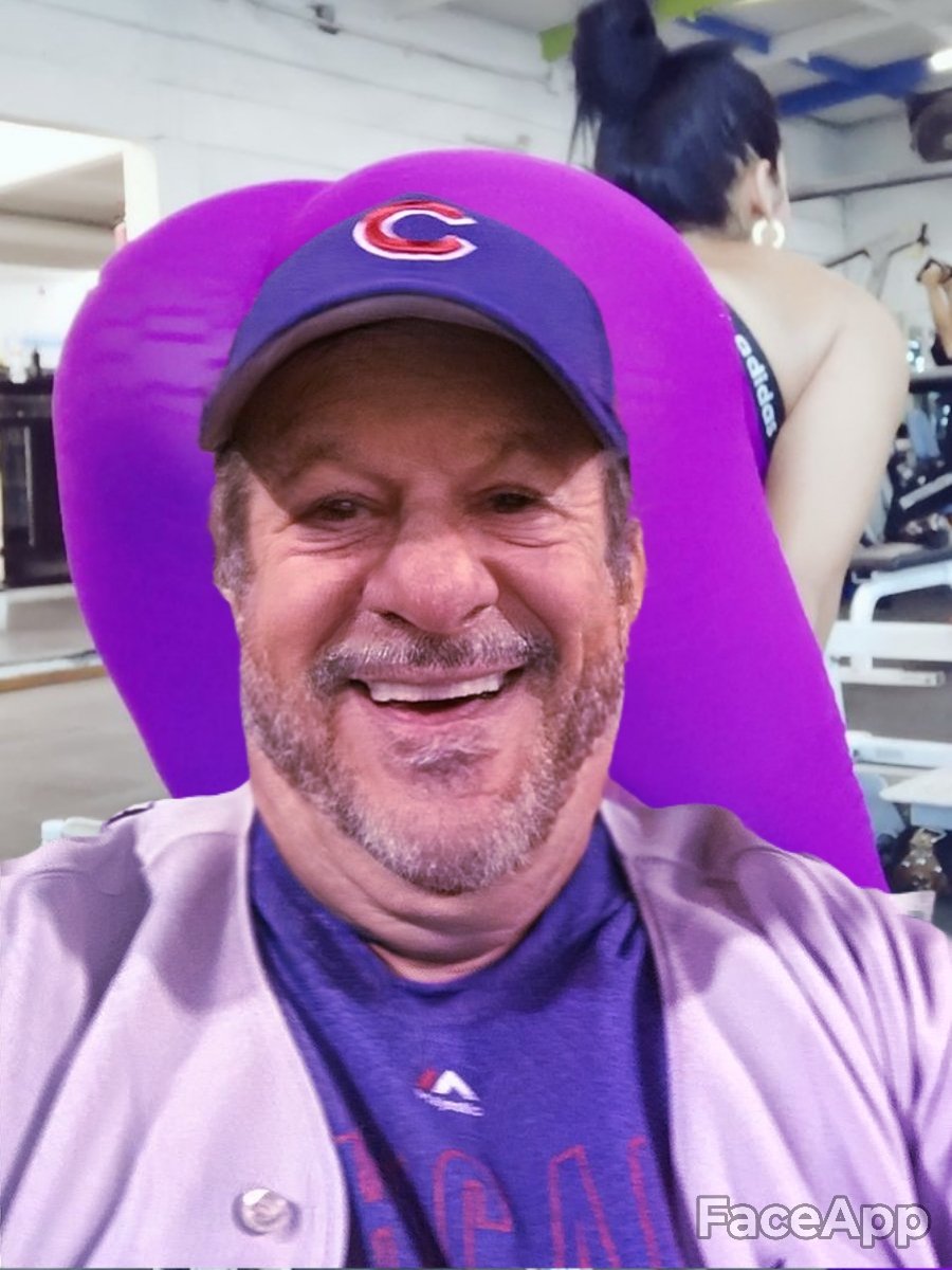 LOSTintheSOUP2's tweet photo. Went to the gym to stand around and watch people actually work. I'm lazy and one of "those" guys. Creeped this lady with a nice ass out too. https://t.co/YavMtjK7UP