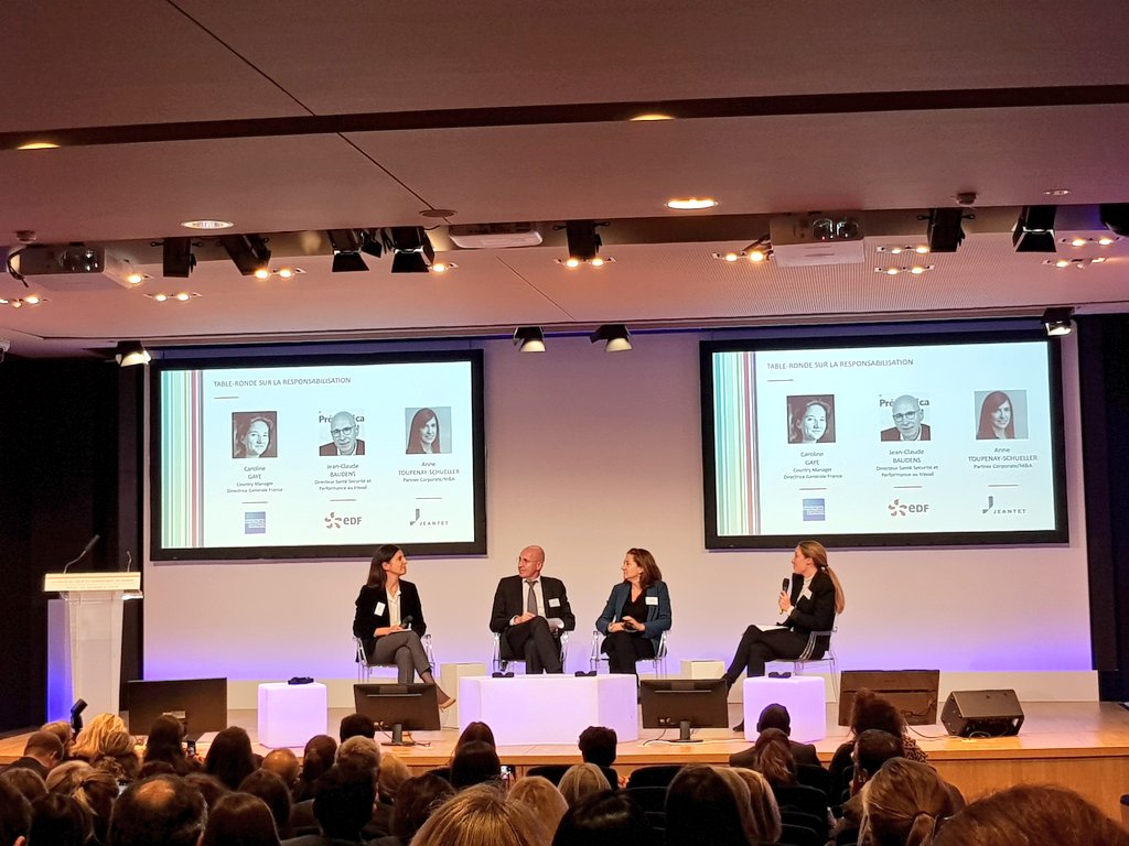 DoubleYou_Fr's tweet photo. Deuxième table ronde sur la responsabilisation animée par @InesDauvergne avec Caroline Gaye @AmericanExpress Jean-Claude Baudens @EDFofficiel et Anne Toupenay @JeantetAvocats  #BoostMixite https://t.co/O6fxkBu8f5