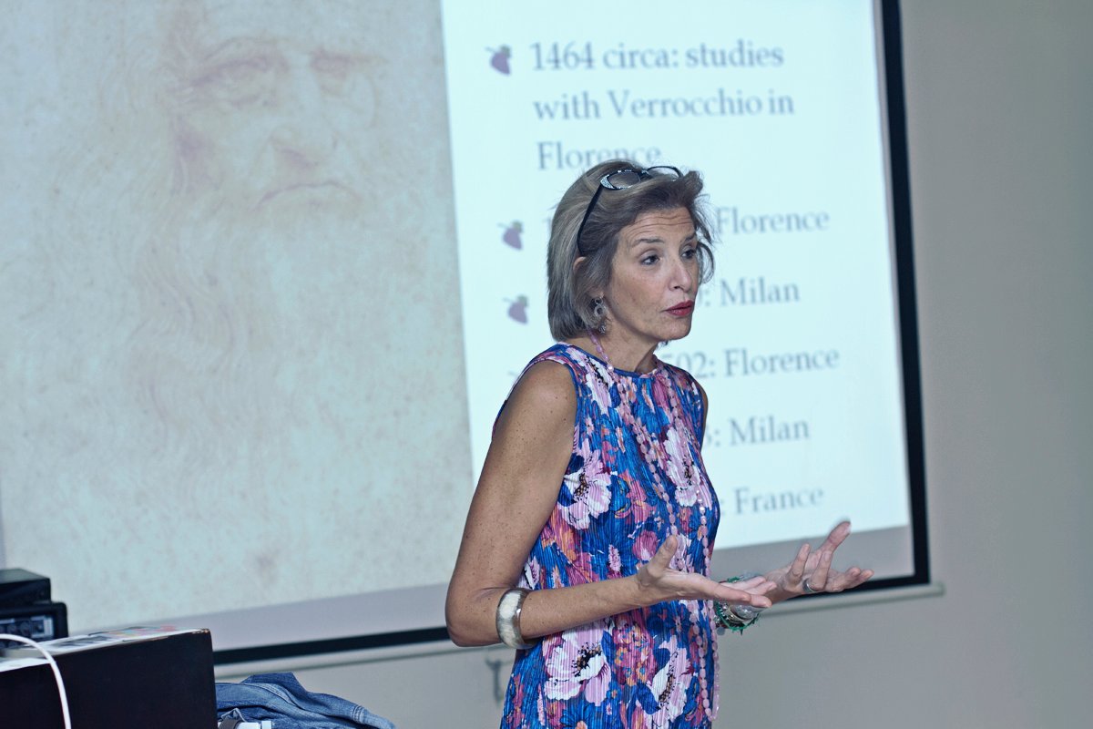 Study in Italy tweet media