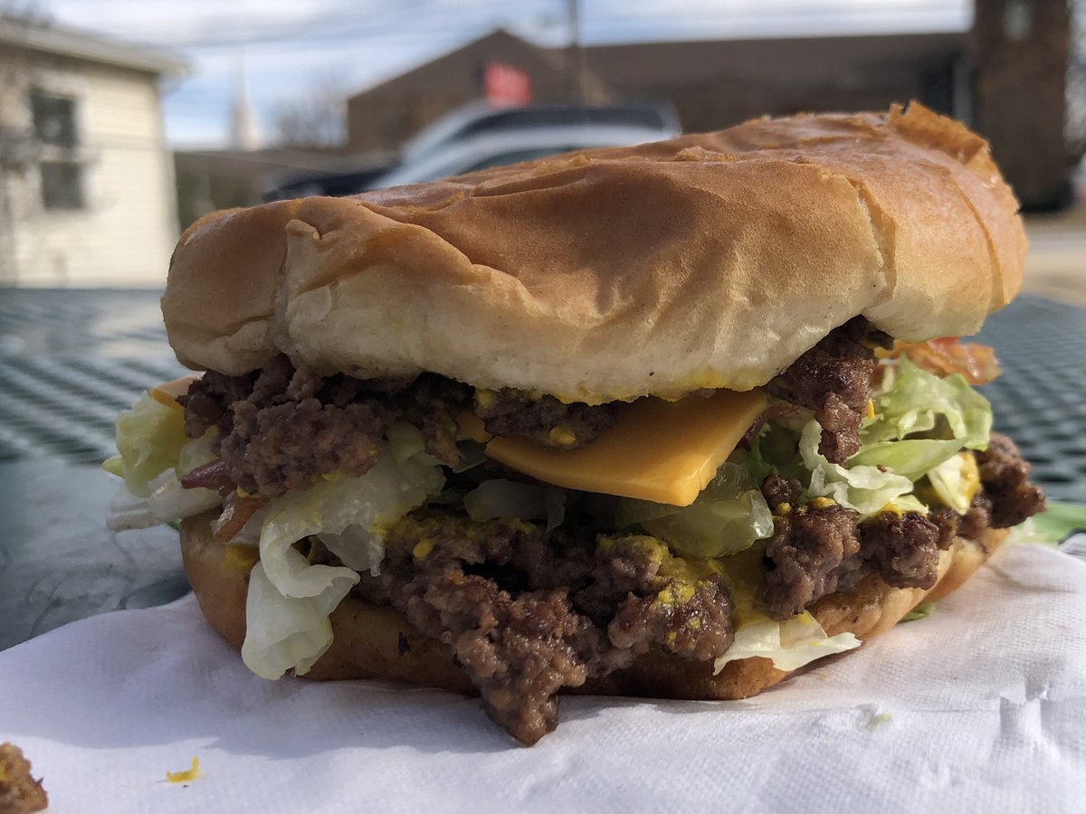 Daniel Vaughn tweet media