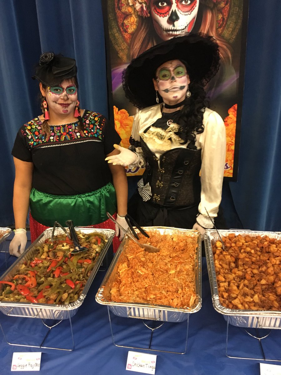 FerrellKathleen's tweet image. Delicious lunch for our Spanish in-house 6th and 7th grade field trip provided by El Metro #D53learns