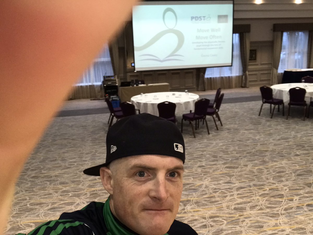 eannac5's tweet photo. Final day of 2019 for #mwmo physical literacy seminar 3 #PLS3 for the amazing teachers of @SligoEdCentre and @PDSTpe at @SligoRadisson today. #bestjobever #movementismedicine #motionislotion #physicalliteracy4life 💪🏽👌🏼🙏🏼🏃🏼‍♂️🏃🏻‍♀️ https://t.co/lkLMOWmhck
